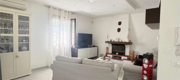 8 rooms Villa in Paese, Italy No. 300810 5