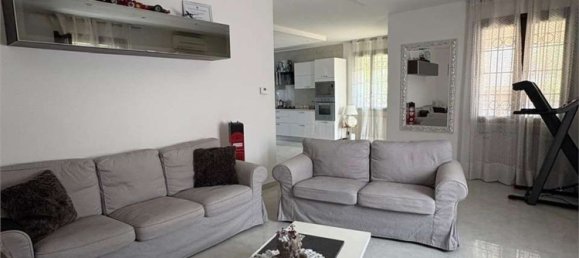 8 rooms Villa in Paese, Italy No. 300810 4