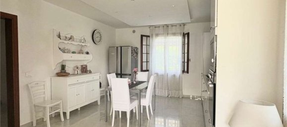 8 rooms Villa in Paese, Italy No. 300810 8