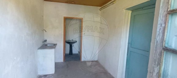 2 bedrooms House in Santarem, Portugal No. 182278 8