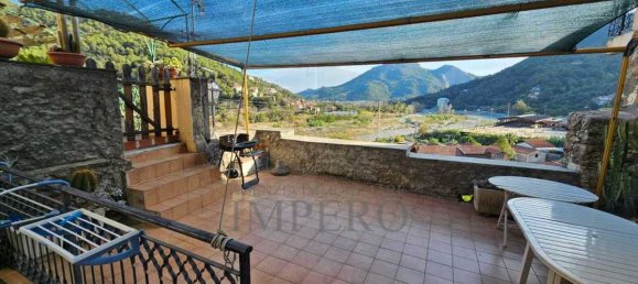 3 bedrooms House in Ventimiglia, Italy No. 233967 2