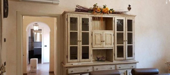 Квартира с 6 комнатами в Камайоре, Италия № 212915 5