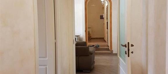 Квартира с 6 комнатами в Камайоре, Италия № 212915 6