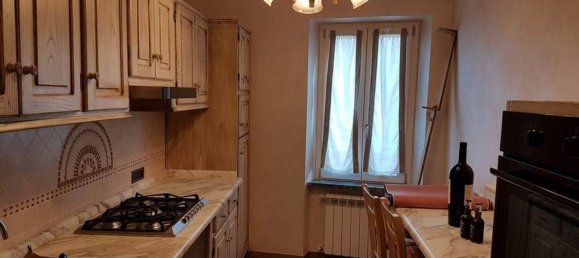 Квартира с 6 комнатами в Камайоре, Италия № 212915 4