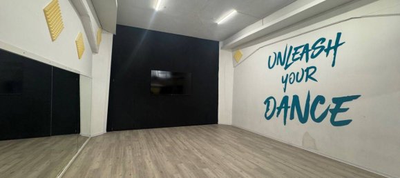 Propiedad comercial de 2 habitaciónes en Terni, Italy No. 262035 8