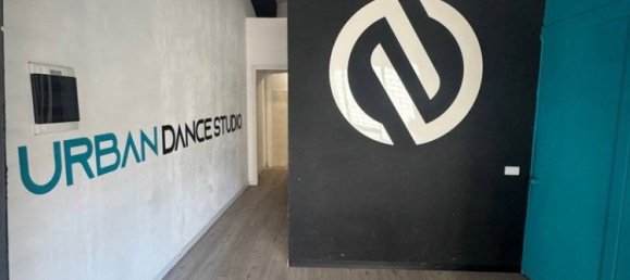 Propiedad comercial de 2 habitaciónes en Terni, Italy No. 262035 25