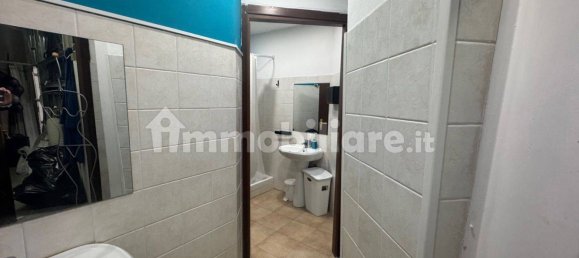 Propiedad comercial de 2 habitaciónes en Terni, Italy No. 262035 22
