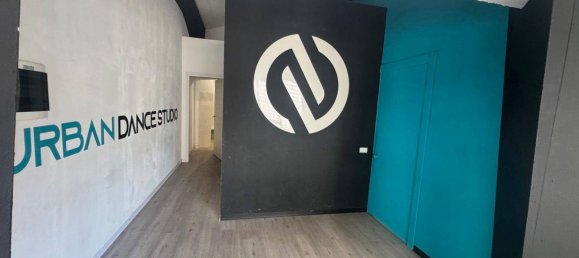 Propiedad comercial de 2 habitaciónes en Terni, Italy No. 262035 24