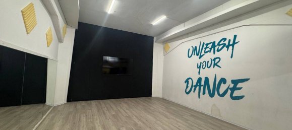 Propiedad comercial de 2 habitaciónes en Terni, Italy No. 262035 7