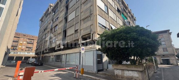 Propiedad comercial de 2 habitaciónes en Terni, Italy No. 262035 3