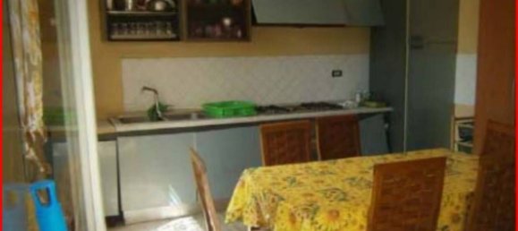 3-Zimmer Wohnung in Melito di Napoli, Italy, Nr. 98018 9