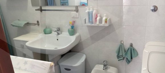 2 bedrooms Apartment in Bari, Italy No. 33855 19