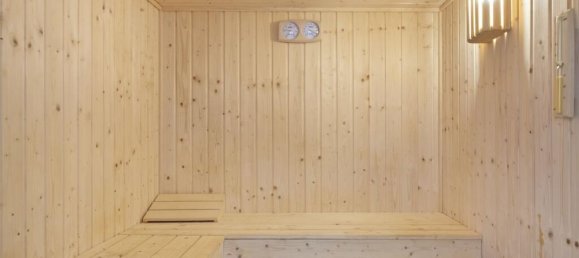 3 bedrooms Penthouse in Marbella, Spain No. 217832 26