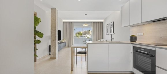 3 غرف نوم بانتهاوس في Marbella, Spain رقم 217832 2