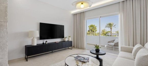 3 bedrooms Penthouse in Marbella, Spain No. 217832 7