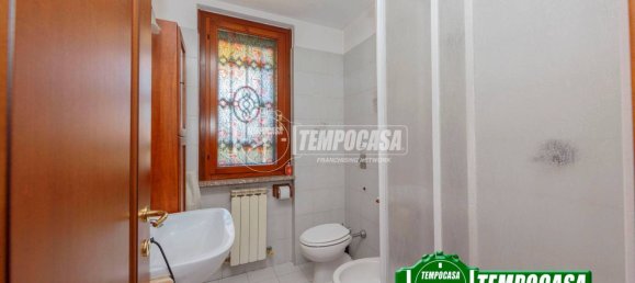 4 bedrooms Villa in Bubbiano, Italy No. 295870 14