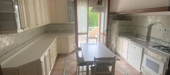 11 rooms Apartment in Noventa Padovana, Italy No. 30984 10