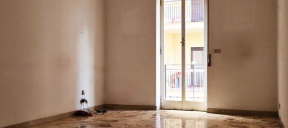 4غرفة شقة في Messina, Italy رقم 102540 2