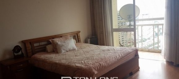 3 bedrooms Apartment in Tay Ho, Vietnam No. 1684 4