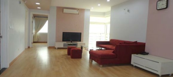 Apartamento de 3 dormitorios en Tay Ho, Vietnam No. 6067 2
