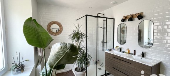 3 bedrooms House in Loire-Atlantique, France No. 99600 7