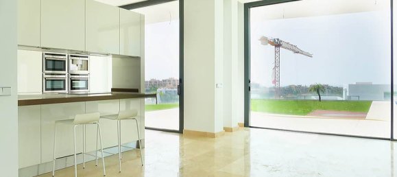 5 bedrooms Villa in La Alqueria-El Paraíso, Spain No. 2876 7