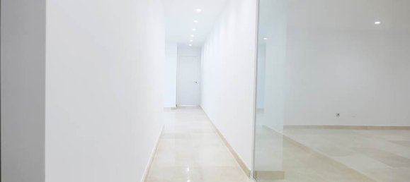 5 bedrooms Villa in La Alqueria-El Paraíso, Spain No. 2876 17