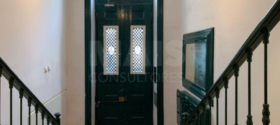 4 bedrooms Apartment in Lisbon, Portugal No. 97156 22