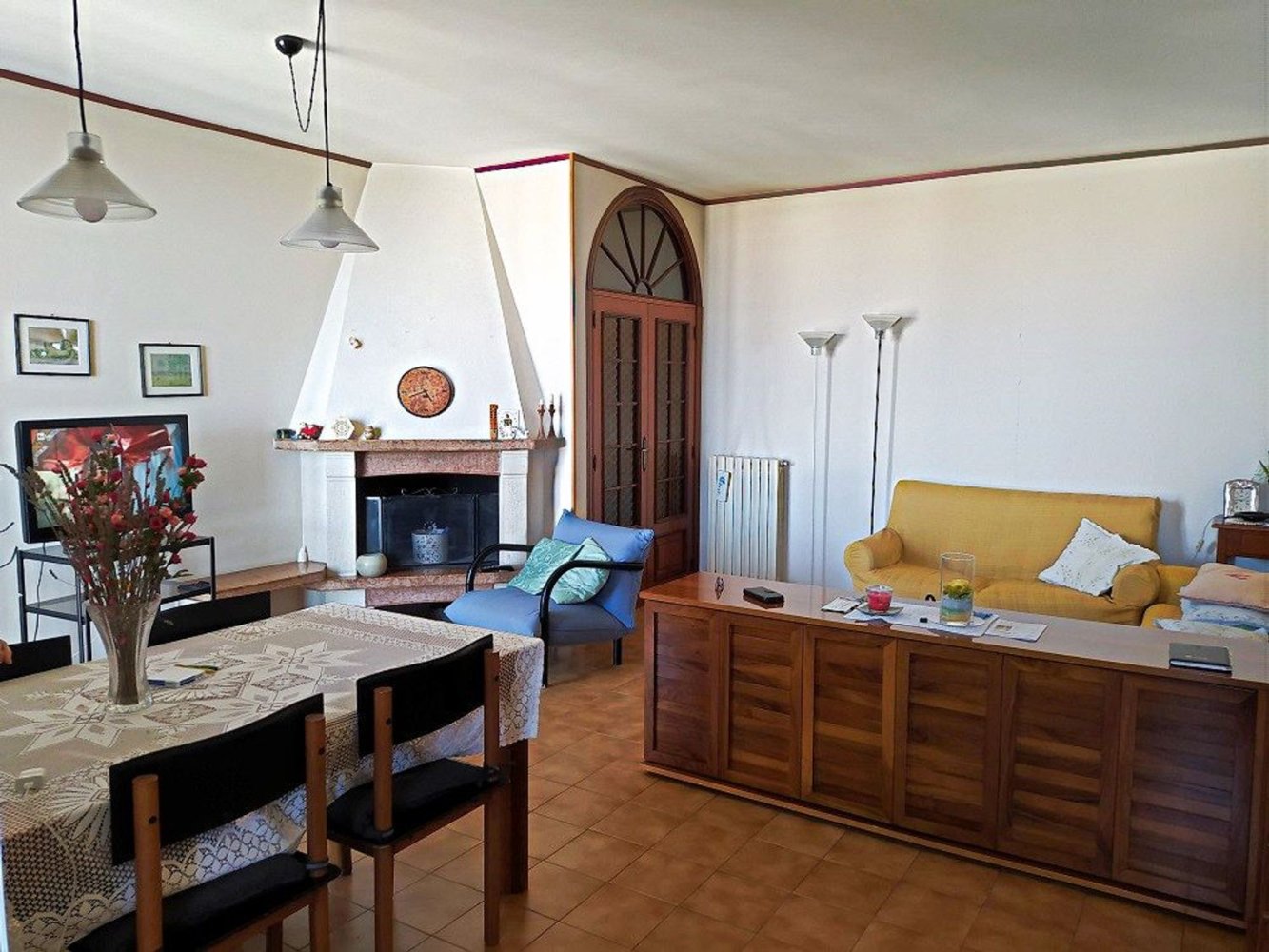 Apartamento de 4 habitaciónes en Cingoli, Italy No. 110926