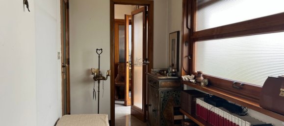 10غرفة بانتهاوس في Prato, Italy رقم 109930 34