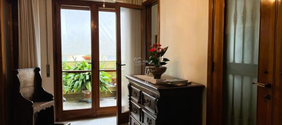 10غرفة بانتهاوس في Prato, Italy رقم 109930 35