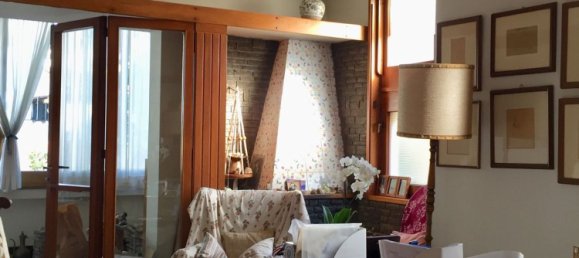 10غرفة بانتهاوس في Prato, Italy رقم 109930 10