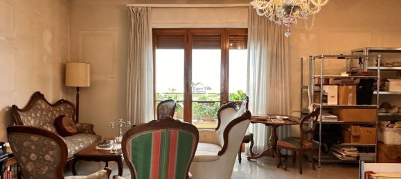 10غرفة بانتهاوس في Prato, Italy رقم 109930 6