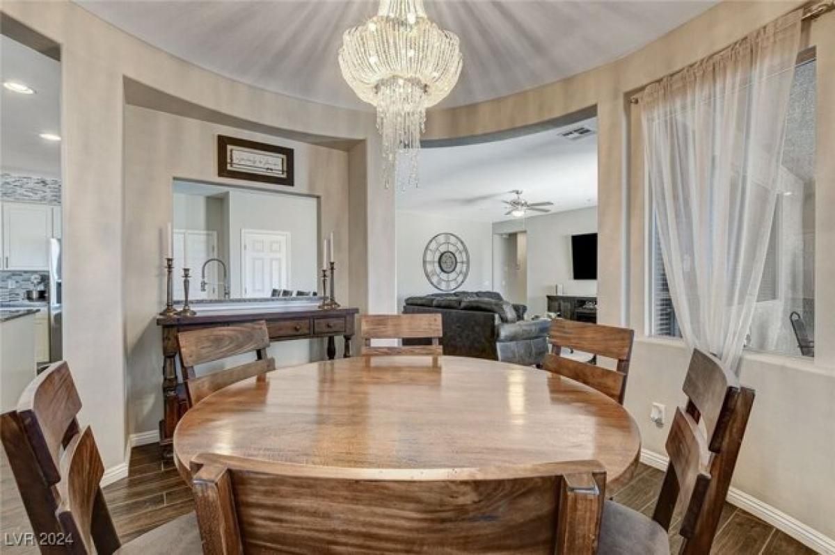 5 bedrooms House in Logandale, USA No. 399317