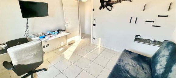 4-Zimmer Wohnung in Imola, Italy, Nr. 10933 5