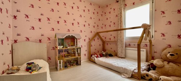 3 Schlafzimmer Wohnung in Epernay, France, Nr. 69341 5