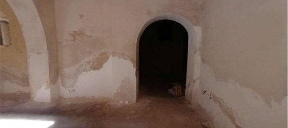 5 rooms Building in Naro, Italy No. 84966 7