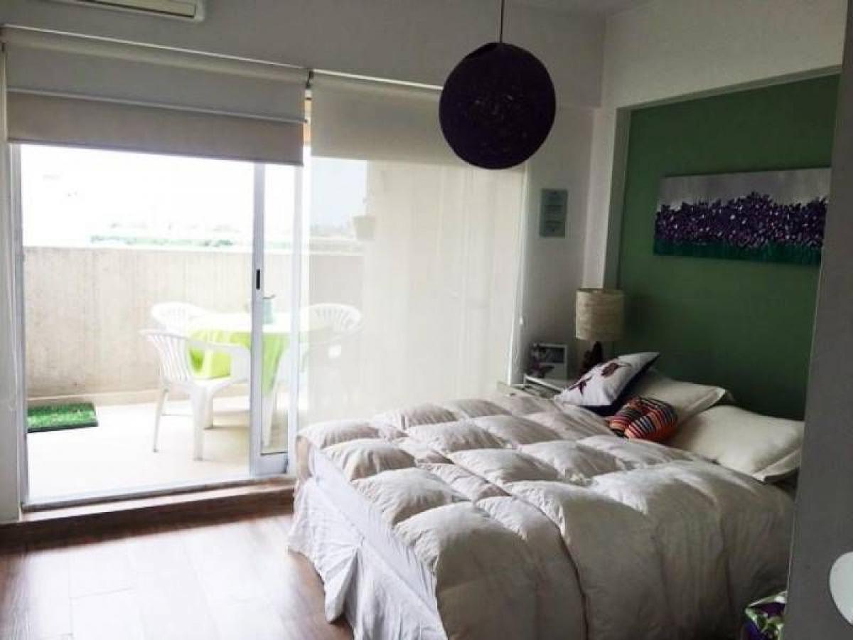 Studio in Buenos Aires, Argentina No. 92612