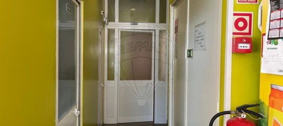 111m² Commercial property in Oeiras, Portugal No. 66052 22