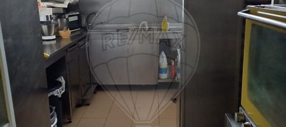 111m² Commercial property in Oeiras, Portugal No. 66052 6