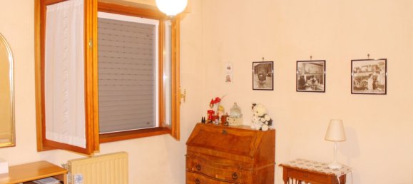 3 rooms Apartment in Zagarolo, Italy No. 280442 11