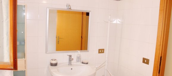 3 rooms Apartment in Zagarolo, Italy No. 280442 17