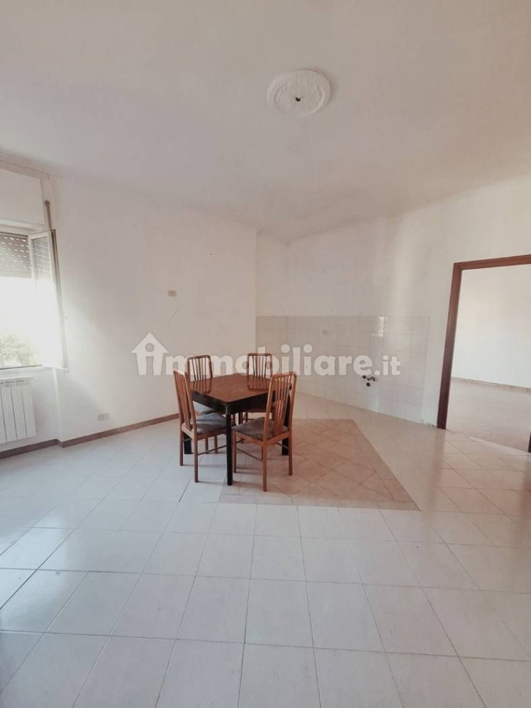 2 غرف نوم شقة في Tivoli, Italy رقم 224011