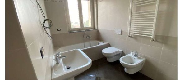 3غرفة شقة في Abbiategrasso, Italy رقم 7854 14