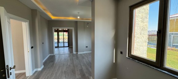 Villa 4+1 in Trabzon, Turkey No. 40570 24