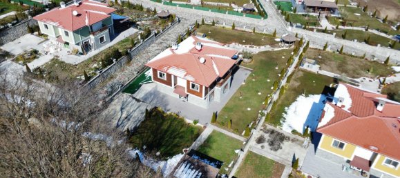 Villa 4+1 in Trabzon, Turkey No. 40570 19