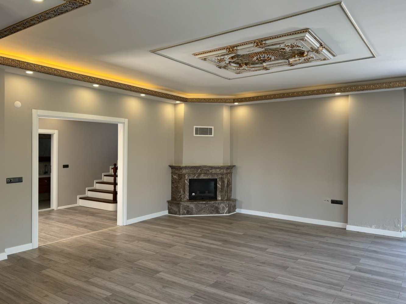 Villa 4+1 in Trabzon, Turkey No. 40570