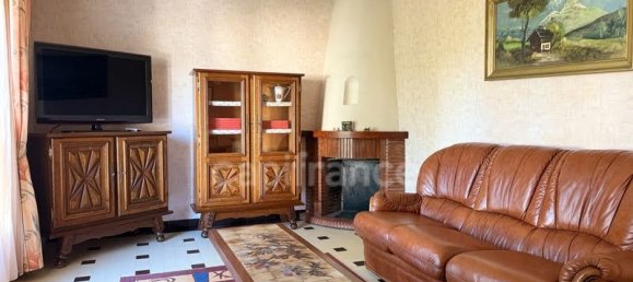 4 bedrooms Townhouse in Rieumes, France No. 293641 3