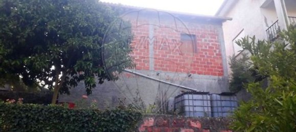 100m² Warehouse in Campo de Besteiros, Portugal No. 38383 3