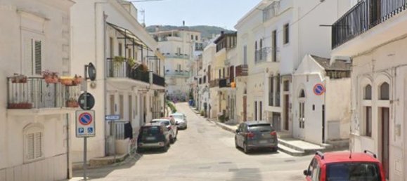 Apartamento de 3 dormitorios en Mattinata, Italy No. 378066 2